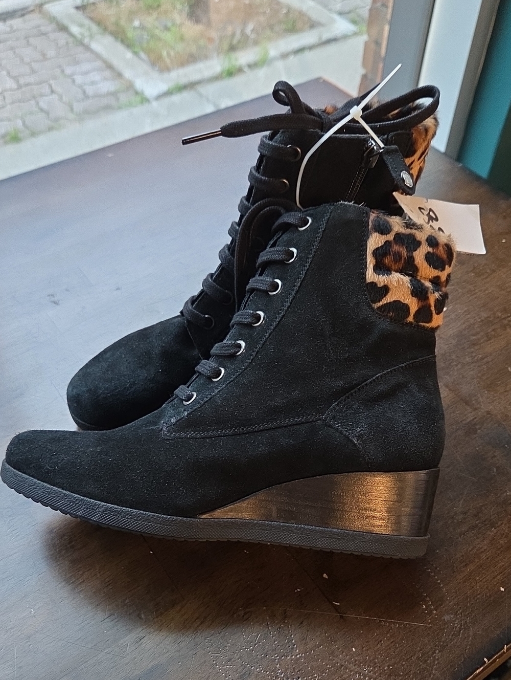 Geox Size EU 38 US 8 NEW Black Suede Wedge Ankle Boots with Leopard Trim